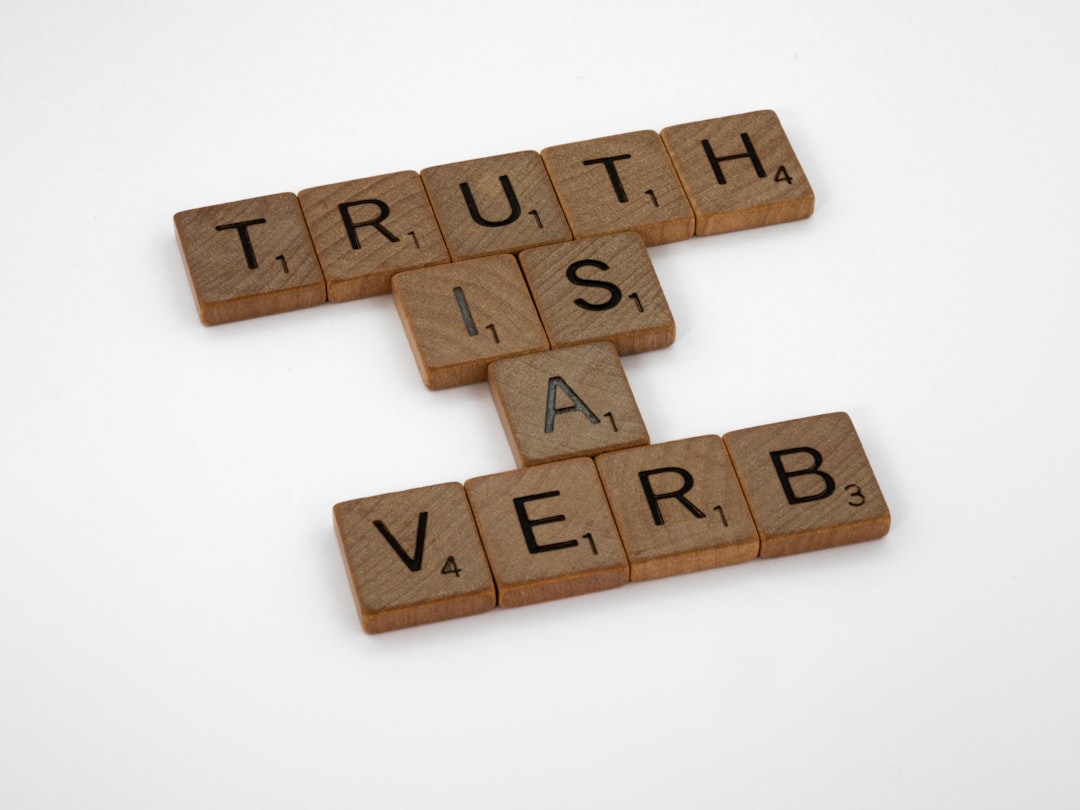 English Phrasal Verbs Explained: Understanding and Mastering Common Usage